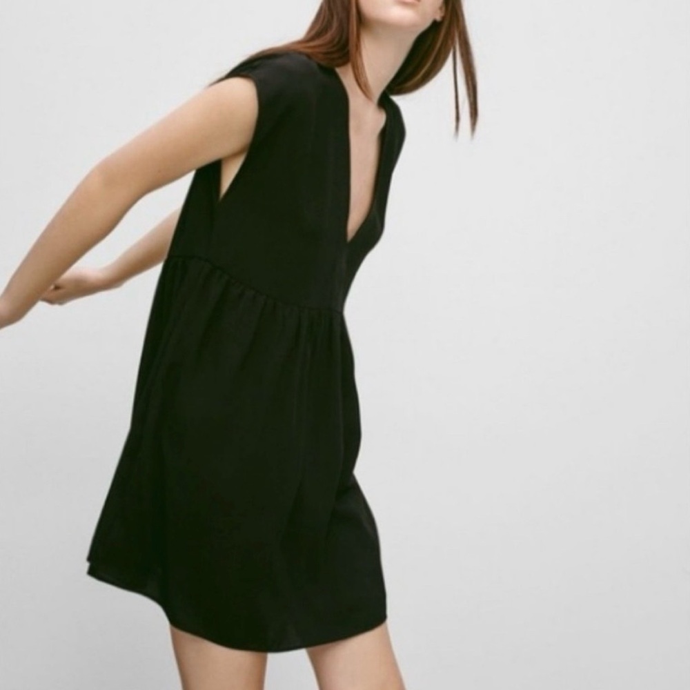 Aritzia Wilfred Talma V Neck Dress - Picture 2 of 11